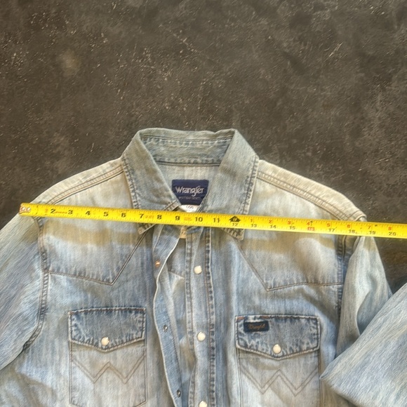Wrangler Jean Shirt - Picture 3 of 6